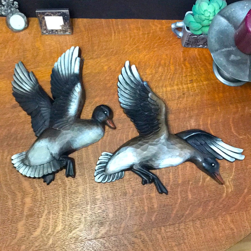 2 🦆Burwood wall Plaques Ducks 1961